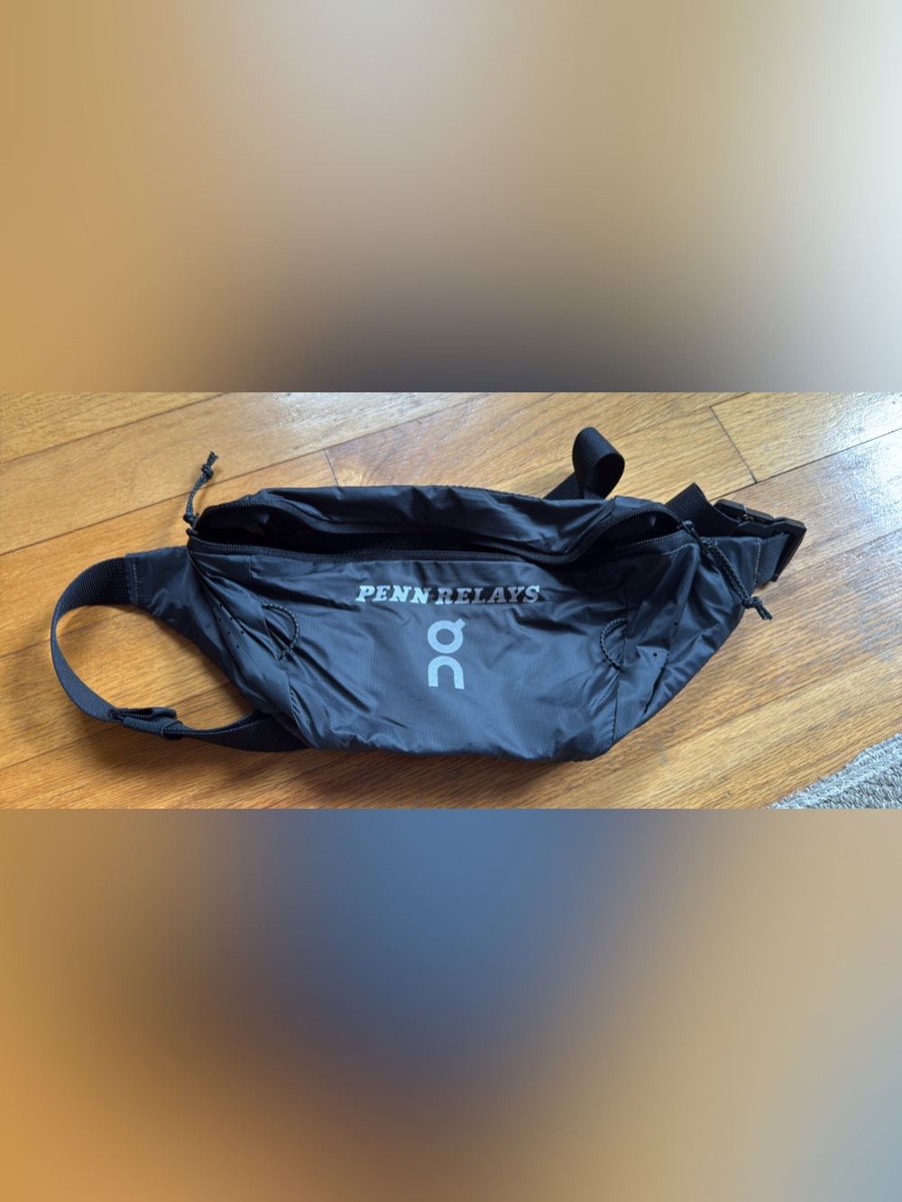 On Running Black Penn Relays Waist Pack